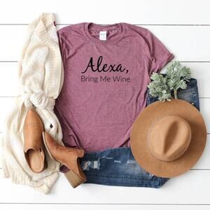 Mauve Alexa Quote Graphic Tee - L